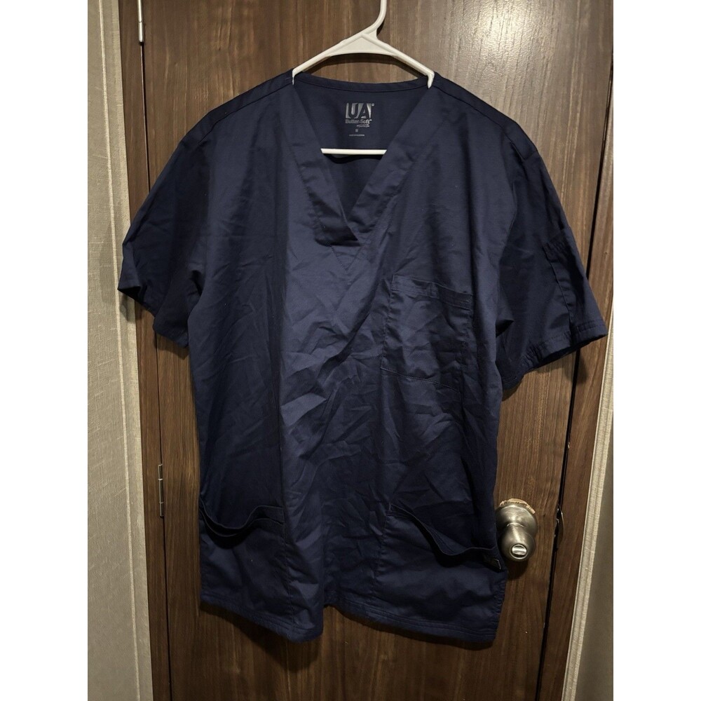 UA Uniform Advantage Butter-Soft Stretch Men's size M 6-Pocket V-Neck Scrub Top